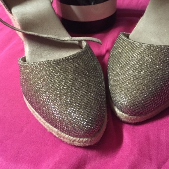 Glittery wedged Espadrilles🎄 - Picture 2 of 4